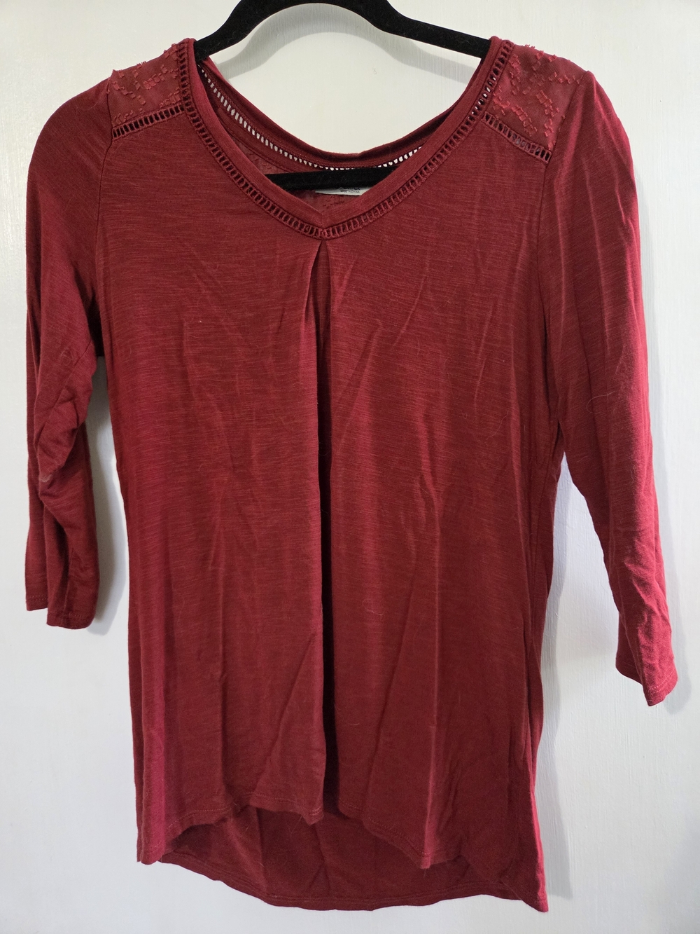 Dalia Burgundy V-Neck 3/4 Sleeve Top with Lace Trim